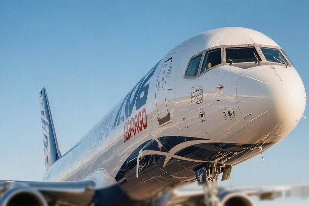 波音757-200F